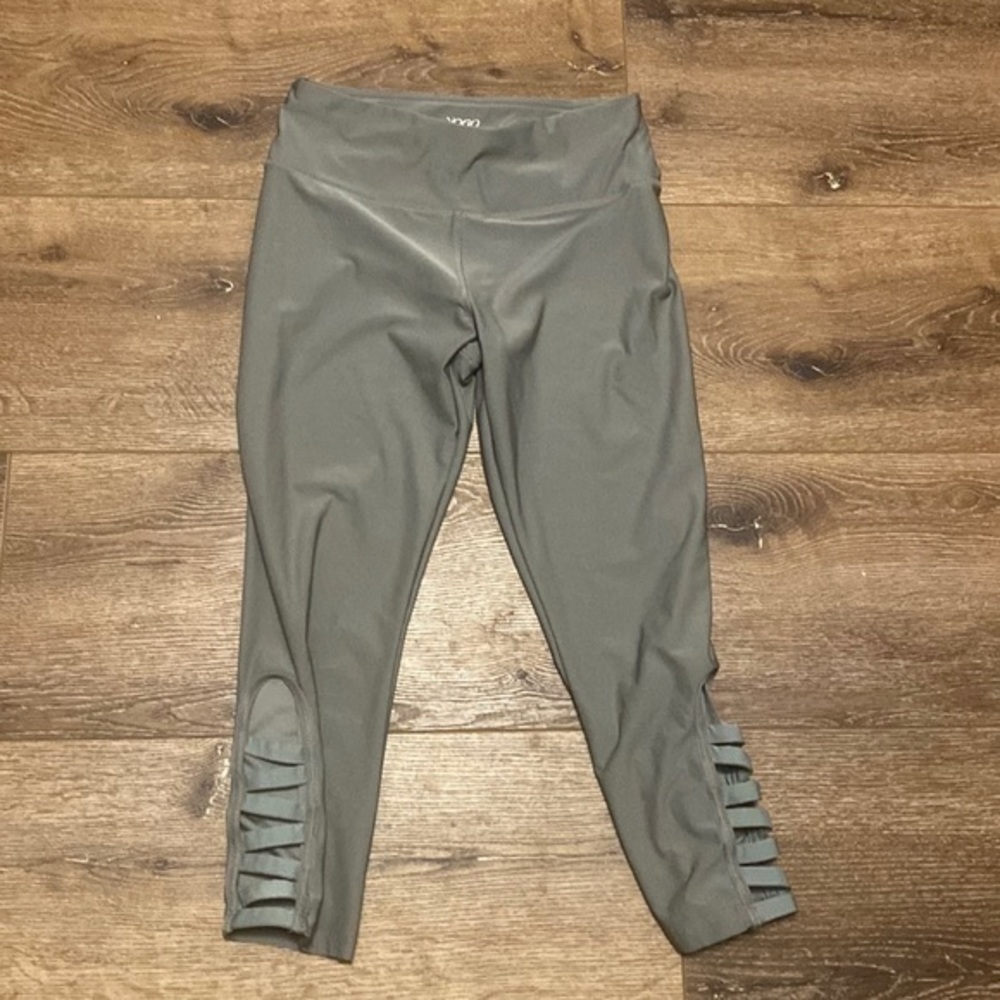 Vogo Athletica‎ green leggings small